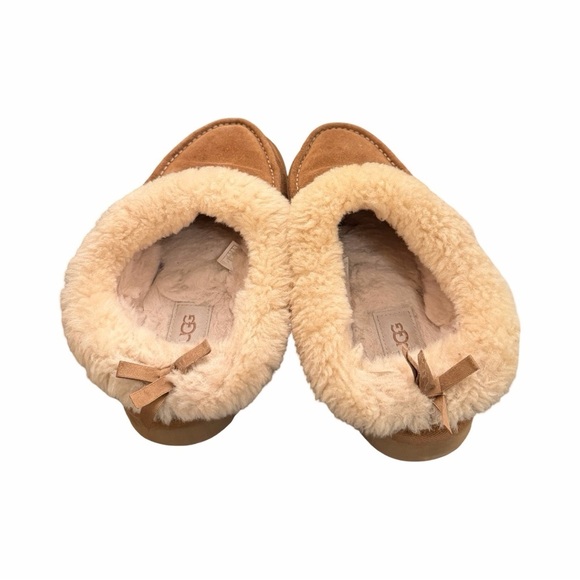 UGG Groove Shearling Lined Bow Detail Cozy Slippers Tan Sz 9 - Picture 3 of 5